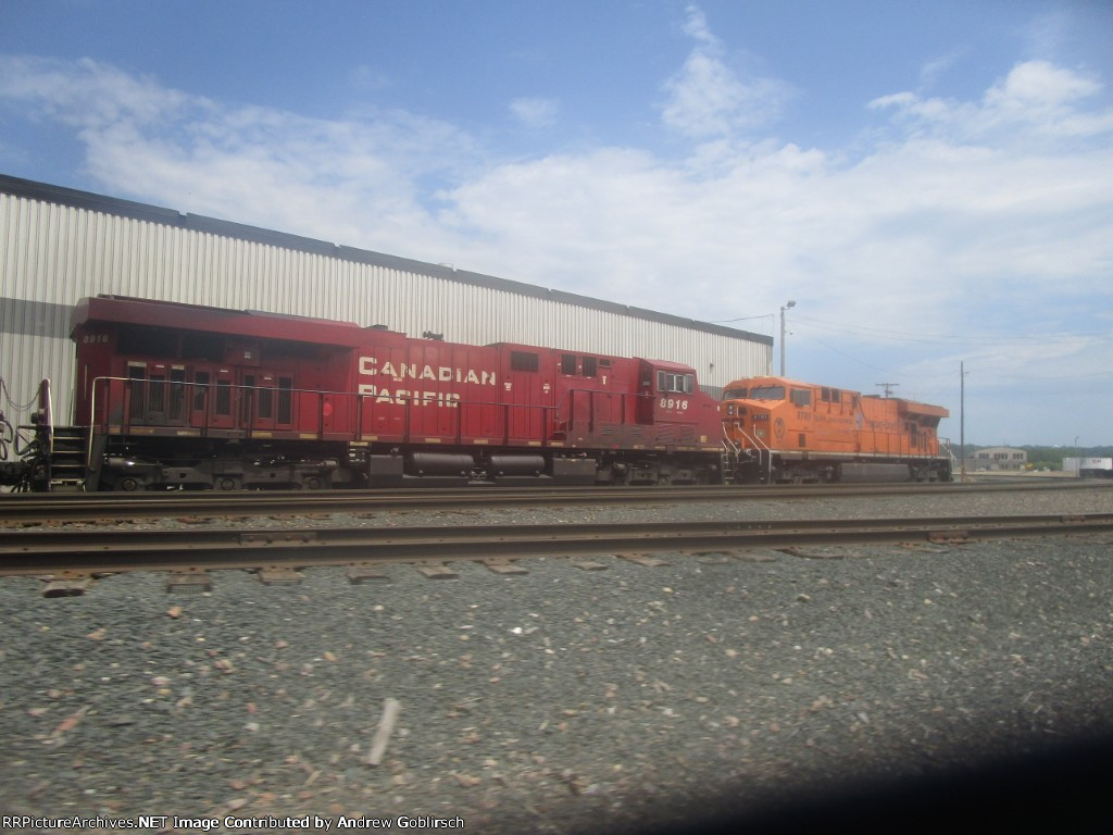 CP 8781 + 8916